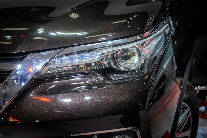 cum-den-pha-Toyota-Fortuner-2017